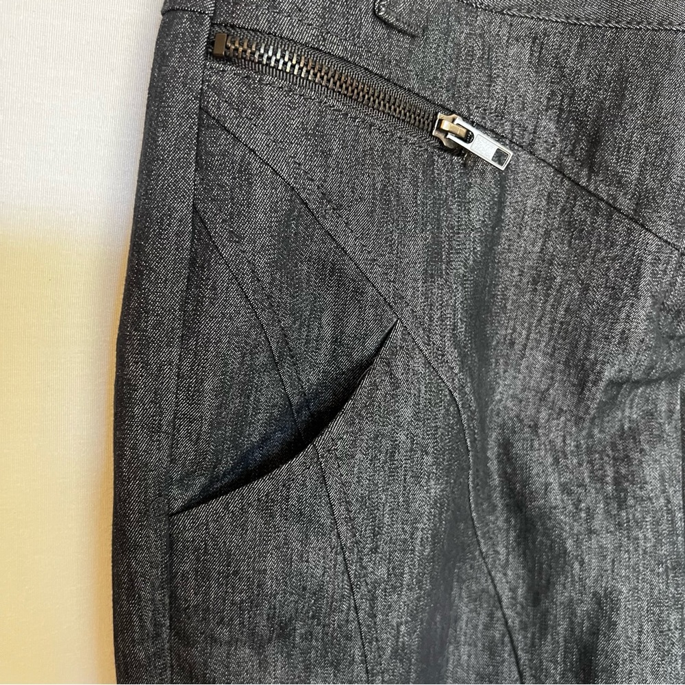 Willi Smith Black Denim Pencil Jean Skirt.  Size 4 - Picture 4 of 8